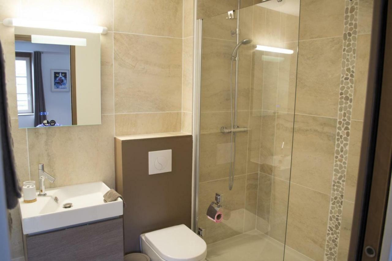 Appartement12.Com ชาร์เลอวิลล์-เมซิแยร์ ภายนอก รูปภาพ